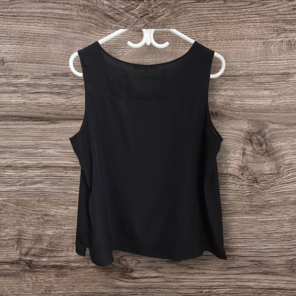 ⭐️Cleo Black Sleeveless Tank Top Size XL - Picture 2 of 5